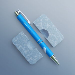 Stylos personnalisés : avec logo imprimé, un incontournable de la communication d’entreprise.