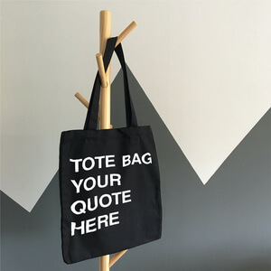 Sacs personnalisés : sacs en papier kraft écologiques, imprimés à votre image pour allier praticité et communication.